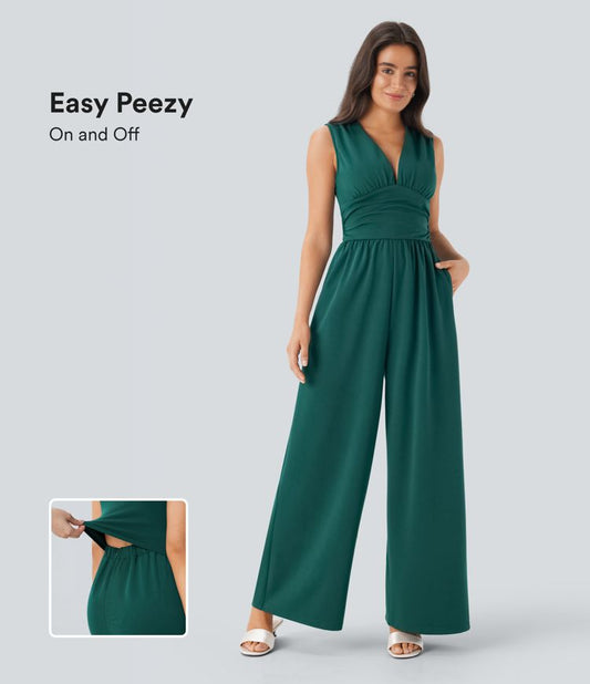 ColaSuit™ | Sleeveless party jumpsuit with V‑neck, side pockets and invisible zip (Easy Peezy)